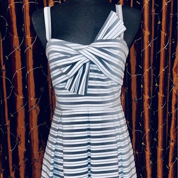 1901 | Dresses | New 91 Fit Flare Summer Summer Dress Graywht No Tag Sz 8 |  Poshmark